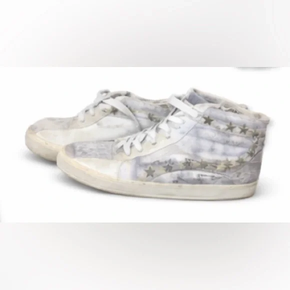 Vintage Havana Stylish White High-Top Sneakers with Star Accents - Picture 1 of 6